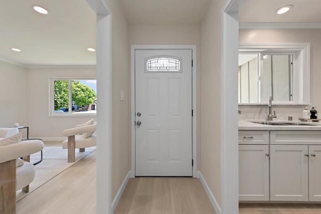 1611 Willowgate Drive, San Jose, CA 95118