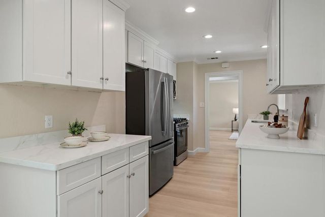 1611 Willowgate Drive, San Jose, CA 95118