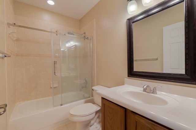 2146 OAKMONT Drive, Riviera Beach, FL 33404