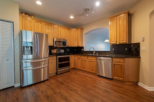 2146 OAKMONT Drive, Riviera Beach, FL 33404