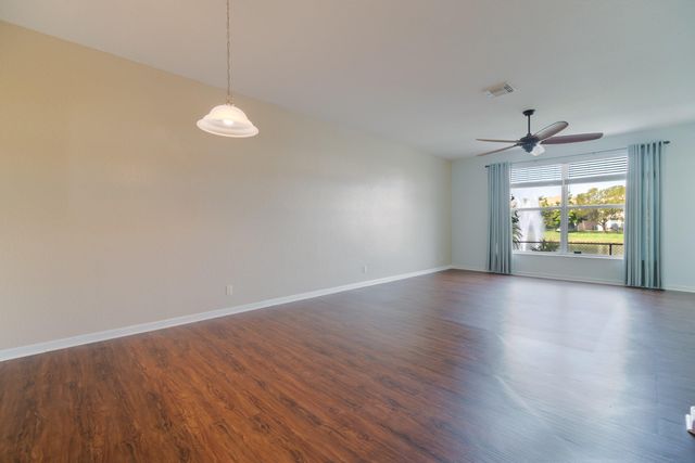 2146 OAKMONT Drive, Riviera Beach, FL 33404