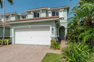 2146 OAKMONT Drive, Riviera Beach, FL 33404