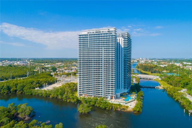 16385 Biscayne Blvd 503, North Miami Beach, FL 33160