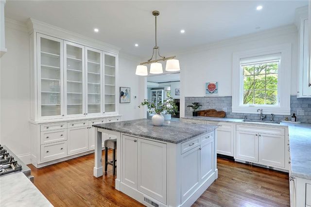 6 Olive Street, Providence, RI 02906