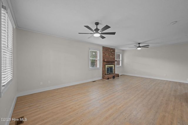 6107 Pelican Drive, New Bern, NC 28560