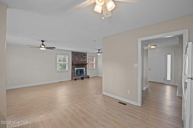 6107 Pelican Drive, New Bern, NC 28560