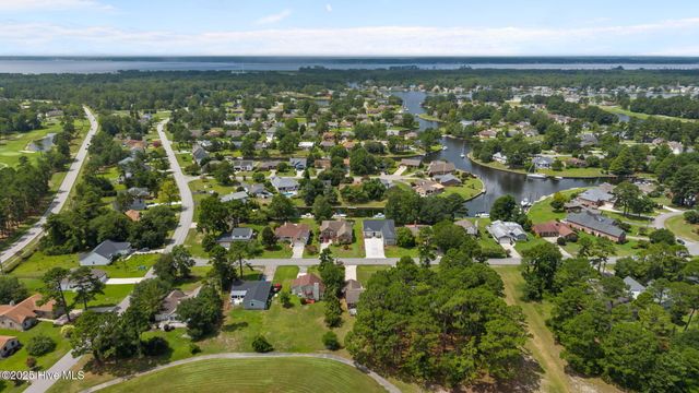 6107 Pelican Drive, New Bern, NC 28560