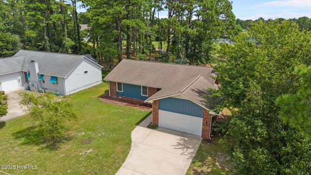 6107 Pelican Drive, New Bern, NC 28560