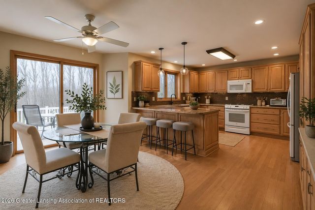 6125 Brooks Landing, Dimondale, MI 48821