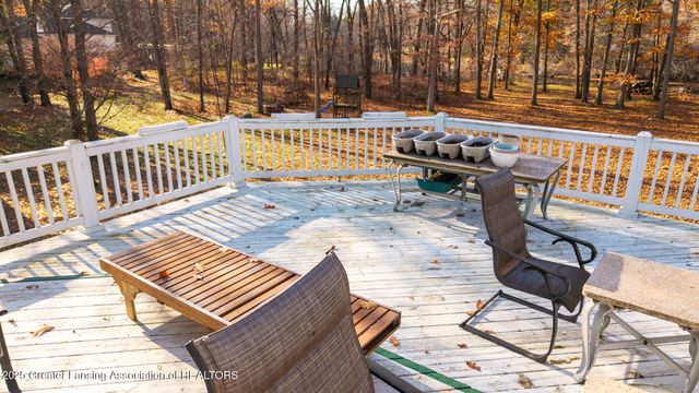 6125 Brooks Landing, Dimondale, MI 48821