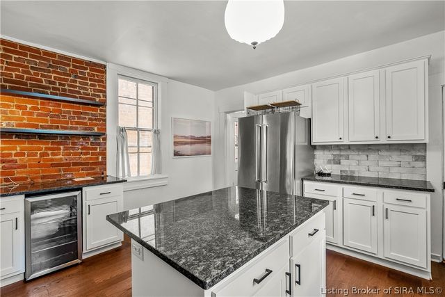 705 E Main Street, Madison, IN 47250