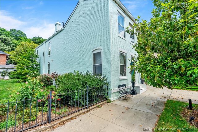 705 E Main Street, Madison, IN 47250