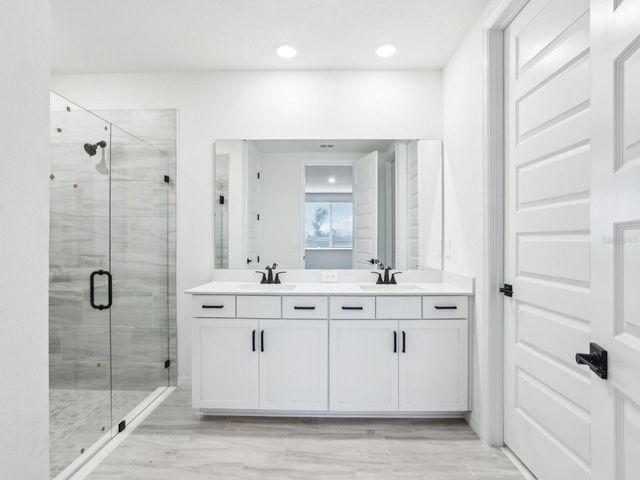 1705 DRAUGHTON DRIVE, Zephyrhills, FL 33541