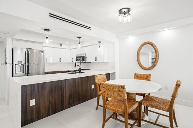 5701 Collins Ave 503, Miami Beach, FL 33140