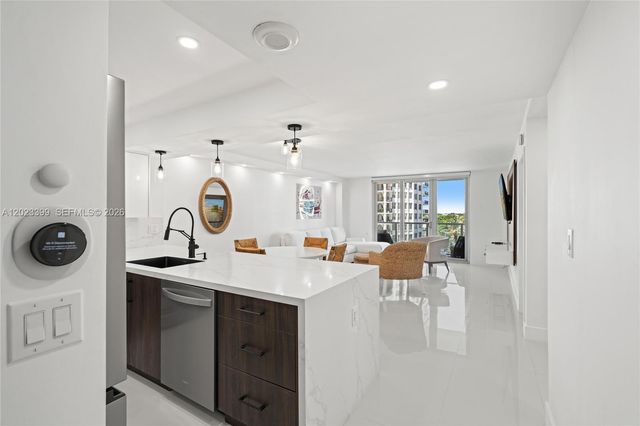 5701 Collins Ave 503, Miami Beach, FL 33140