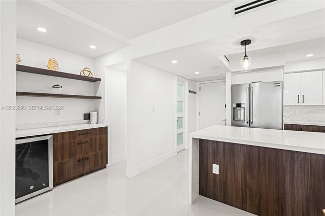 5701 Collins Ave 503, Miami Beach, FL 33140