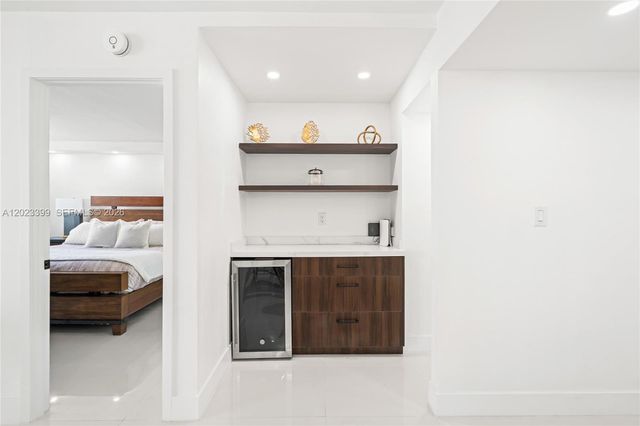 5701 Collins Ave 503, Miami Beach, FL 33140