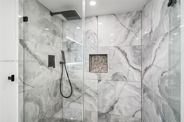 5701 Collins Ave 503, Miami Beach, FL 33140