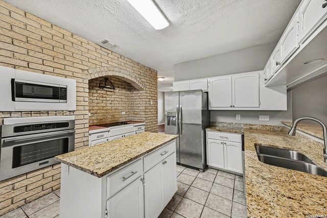 3713 HULL ST, Schertz, TX 78154