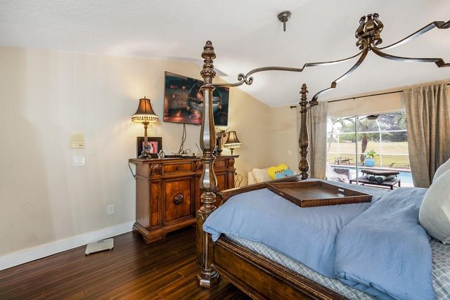 1558 Grantham Dr, Wellington, FL 33414