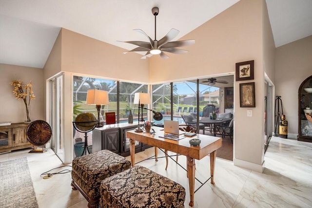 1558 Grantham Dr, Wellington, FL 33414