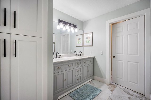 1558 Grantham Dr, Wellington, FL 33414