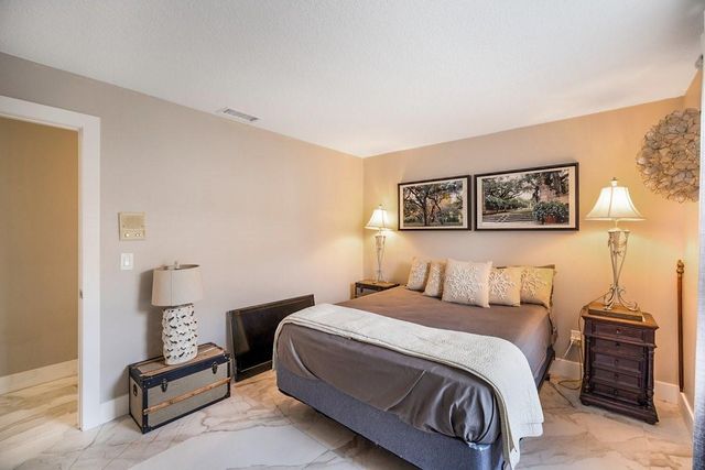 1558 Grantham Dr, Wellington, FL 33414