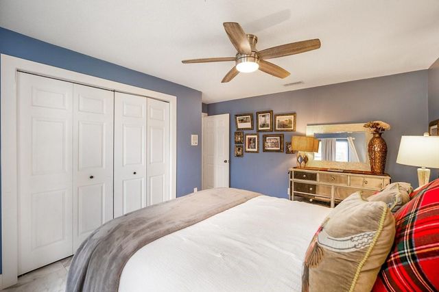 1558 Grantham Dr, Wellington, FL 33414