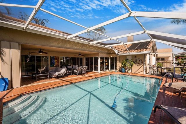 1558 Grantham Dr, Wellington, FL 33414