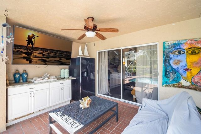 1558 Grantham Dr, Wellington, FL 33414