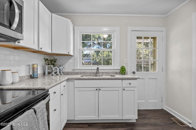 1003 W Washington Avenue, Kinston, NC 28501