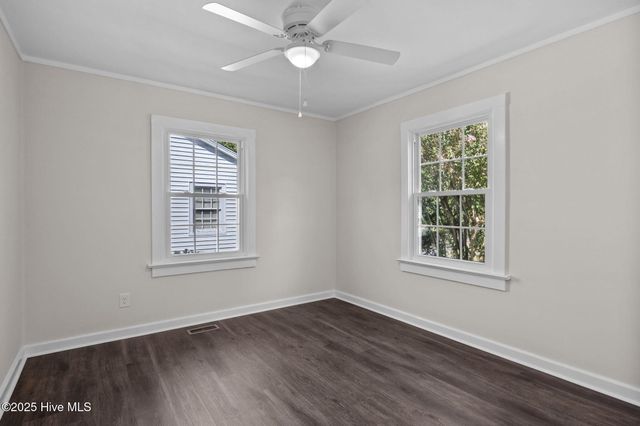 1003 W Washington Avenue, Kinston, NC 28501
