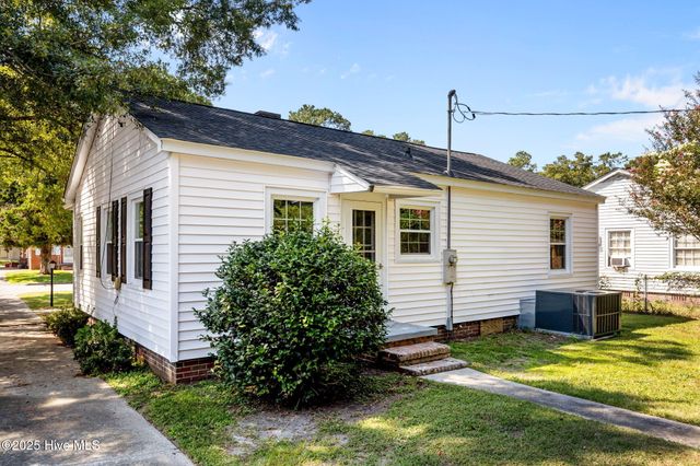 1003 W Washington Avenue, Kinston, NC 28501