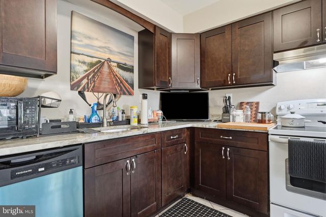 272 HUDSON CT, Southampton, PA 18966