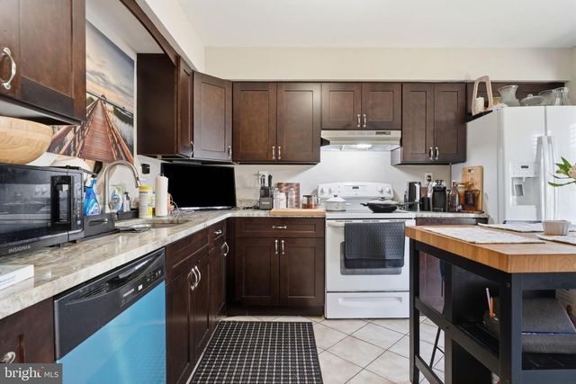 272 HUDSON CT, Southampton, PA 18966