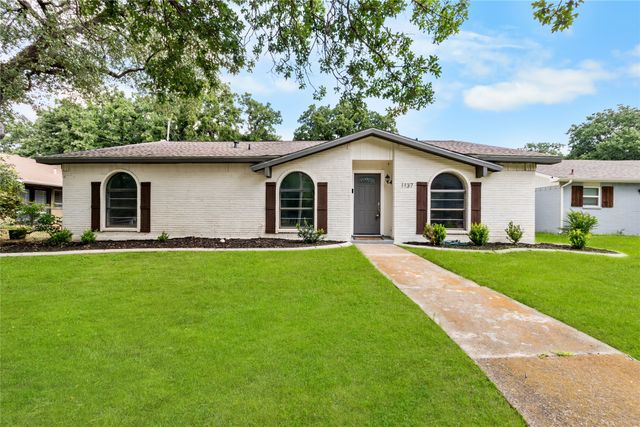 1137 Kingston Drive, Lewisville, TX 75067