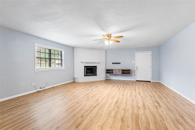1137 Kingston Drive, Lewisville, TX 75067