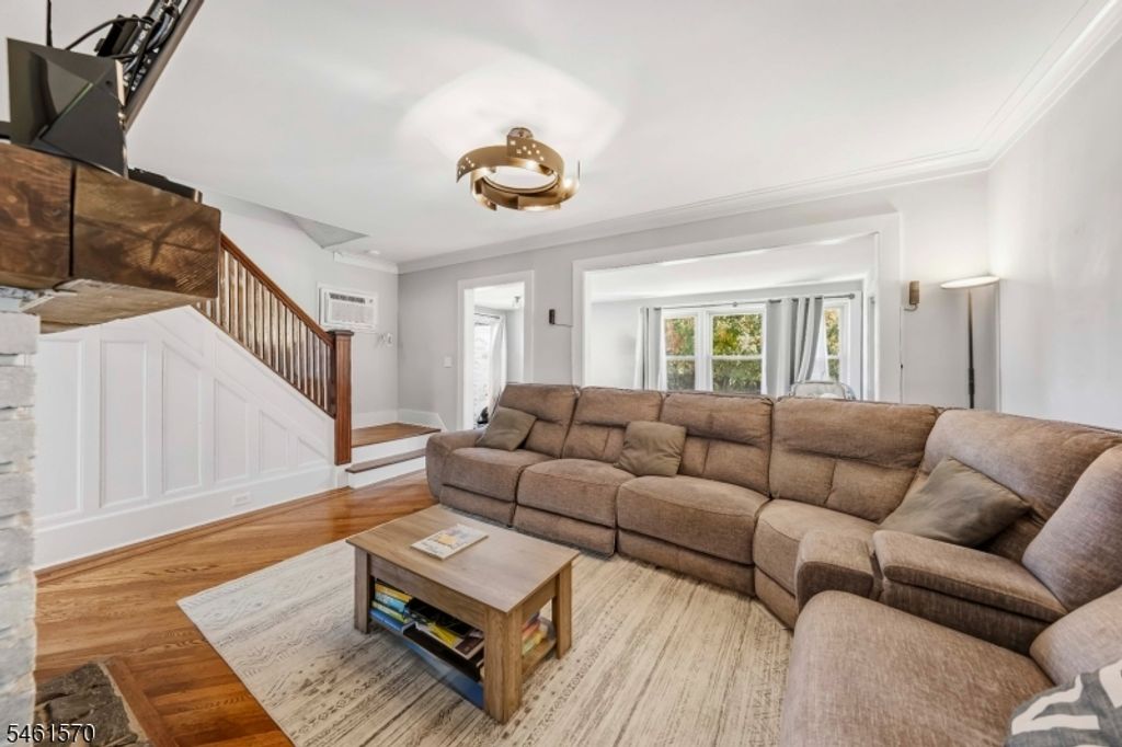344 Rutherford Ave, Lyndhurst Twp., NJ 07071 — photo 5