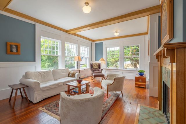 135 5th Street, Pacific Grove, CA 93950