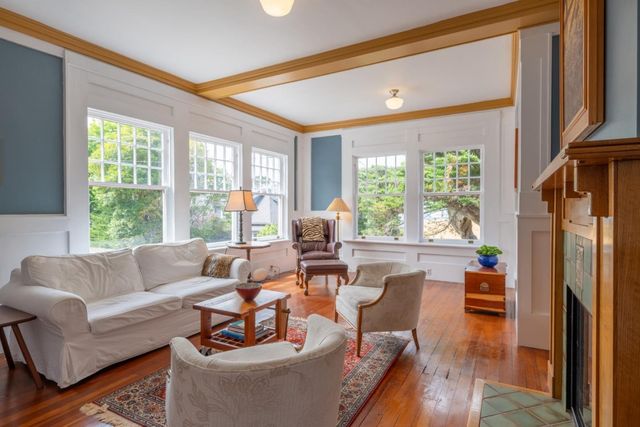135 5th Street, Pacific Grove, CA 93950