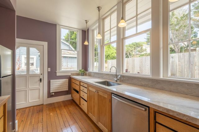 135 5th Street, Pacific Grove, CA 93950