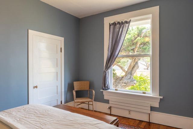 135 5th Street, Pacific Grove, CA 93950