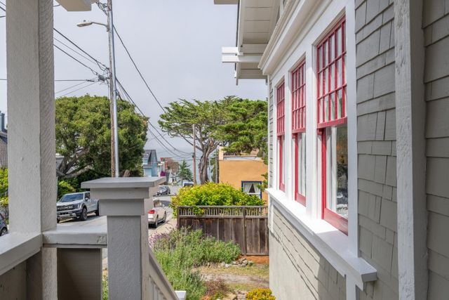 135 5th Street, Pacific Grove, CA 93950
