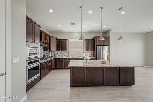 112 E CRESCENT Place, Chandler, AZ 85249