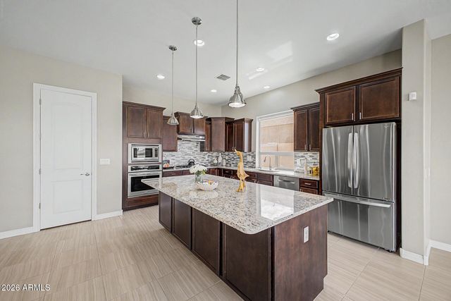 112 E CRESCENT Place, Chandler, AZ 85249