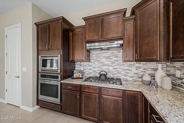 112 E CRESCENT Place, Chandler, AZ 85249