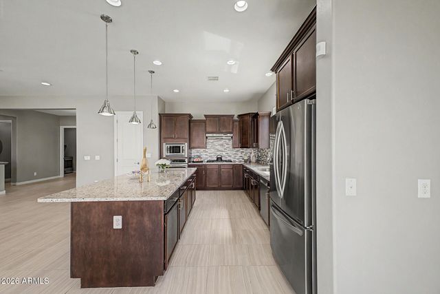 112 E CRESCENT Place, Chandler, AZ 85249