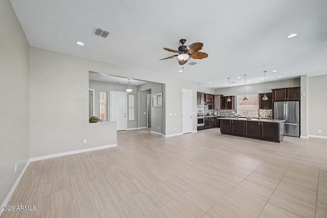 112 E CRESCENT Place, Chandler, AZ 85249