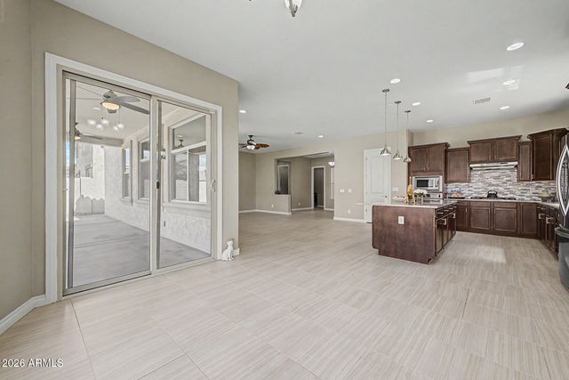 112 E CRESCENT Place, Chandler, AZ 85249