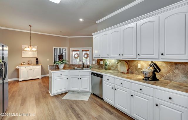 1406 Windrose Drive, Brandon, MS 39047